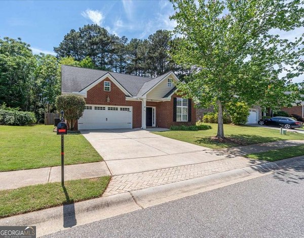 1090 Brookshire Court, Bogart