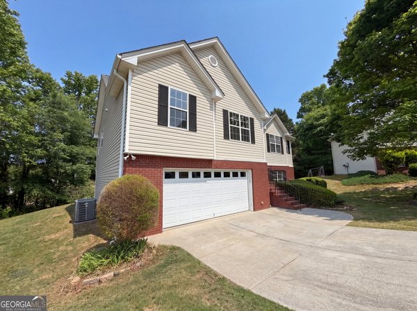 3222 Keenly Ives Court, Buford