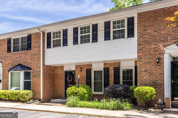 6520 Roswell Road, Atlanta