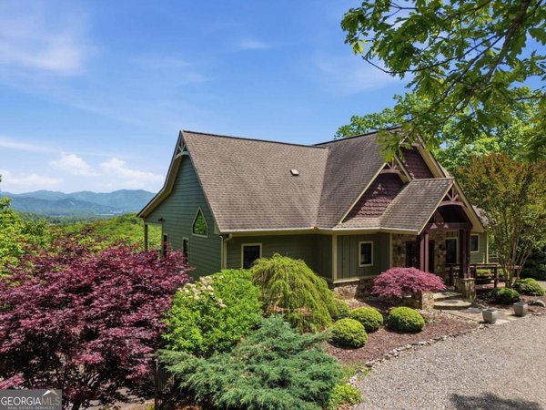 1065 Smokerise Drive Hayesville
