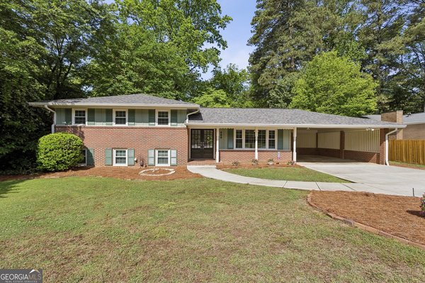 688 Huntington Place, Marietta