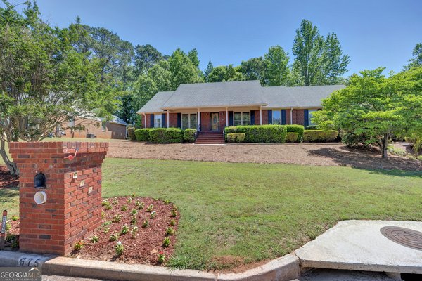 675 Clubland Circle Conyers