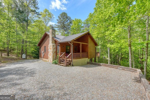 215 The Woods Road Mineral Bluff
