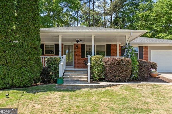 1380 Ashwood Court, Smyrna