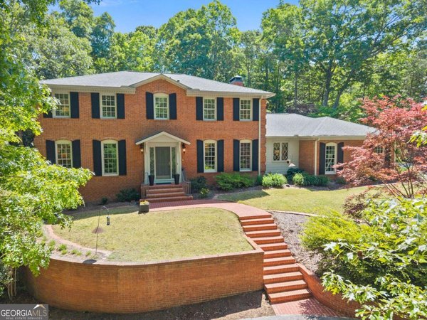 1812 Valley Road Gainesville