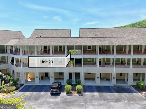 300 Banister Drive, Clayton