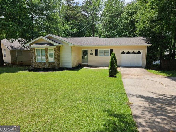 938 Charleston Court Gainesville