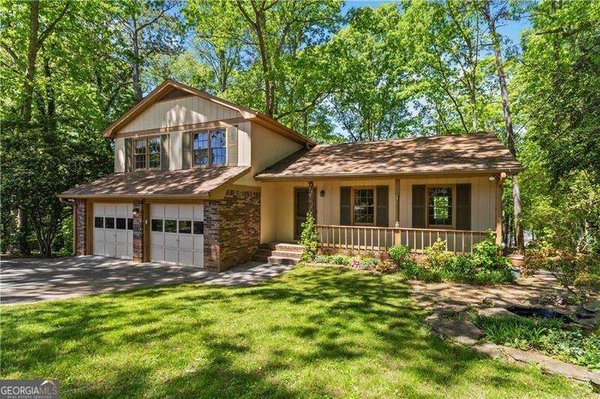 2837 Rosemont Drive Lawrenceville