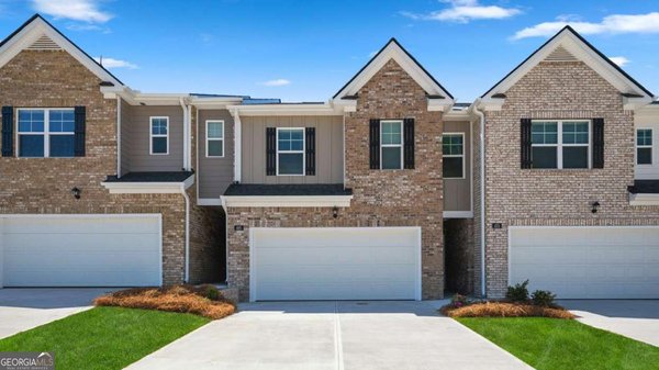 480 Silver Moon, Loganville