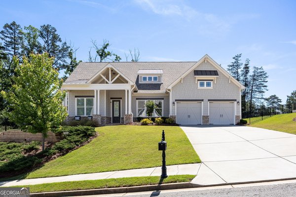 106 Summit View Court, Canton