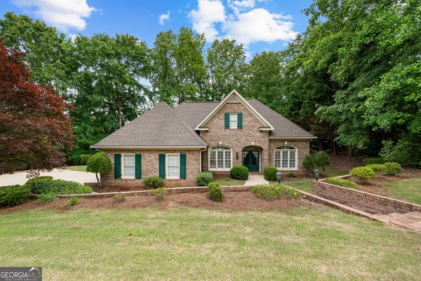 101 Ridgeview Drive, LaGrange