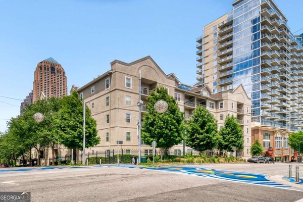 1075 Peachtree Walk Atlanta