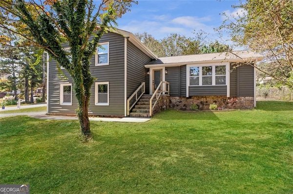 414 Mephisto Circle Lawrenceville