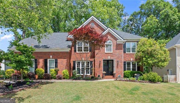 506 Deer Cliff Court, Woodstock