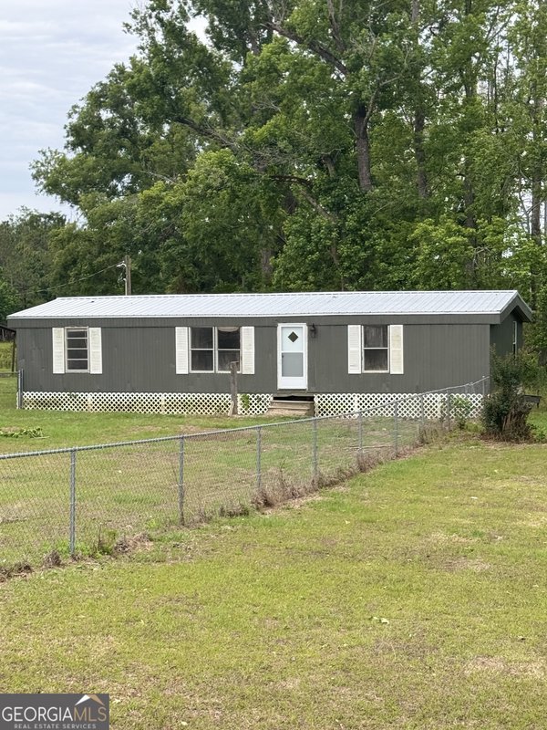 903 Sam Beasley Road, Lyons