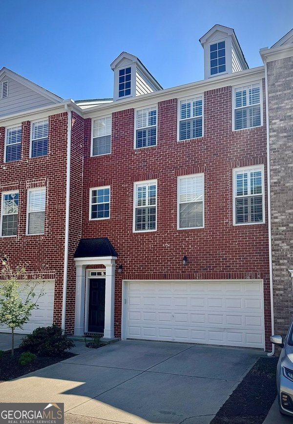3827 Chattahoochee Summit Drive Atlanta