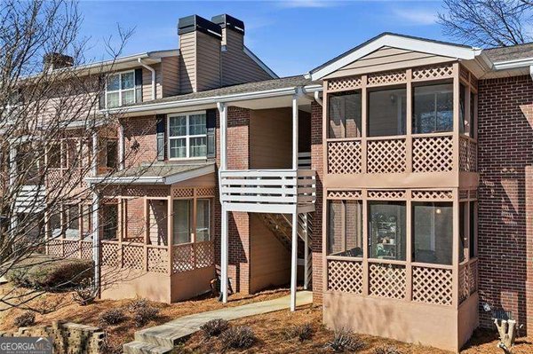 270 Quail Run Roswell