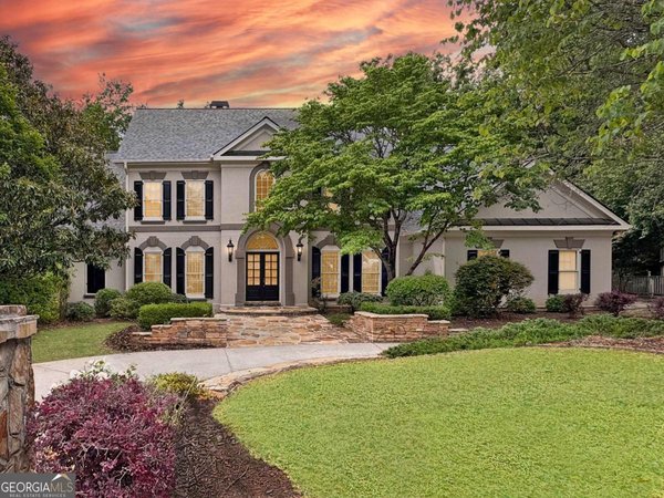 290 Chason Wood Way Roswell