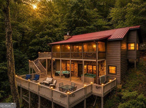 399 Laurel Mountain Road, Blue Ridge