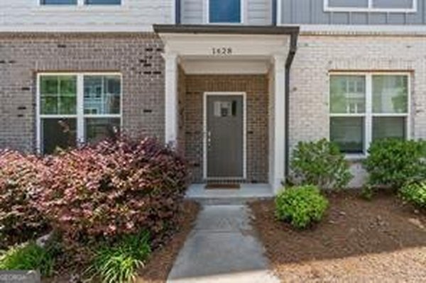 1628 Venture Point Way, Decatur