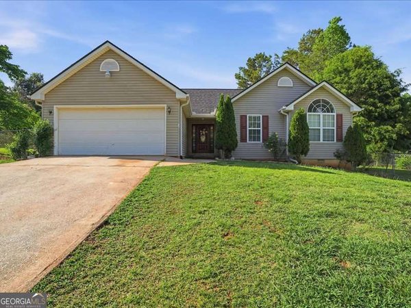7154 Cedar Hill Drive Gainesville