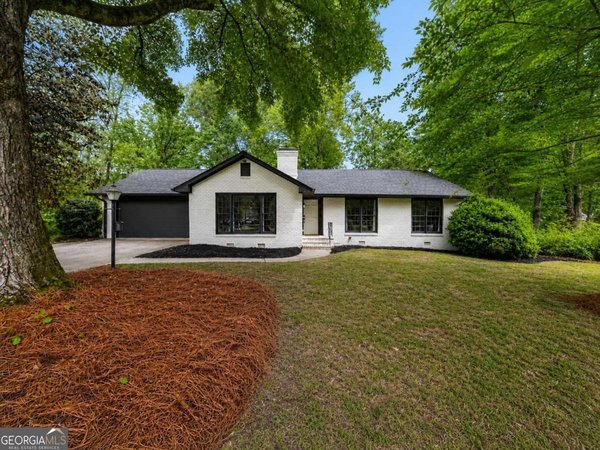 2993 Huntcliff Drive, Marietta