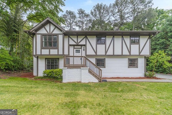 4576 Canda Drive, Lilburn