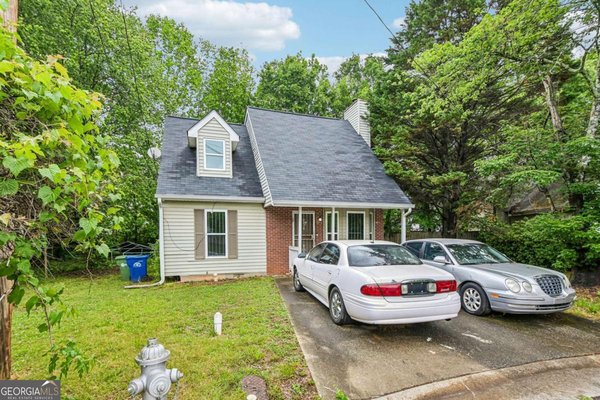 638 Waynes Court Atlanta