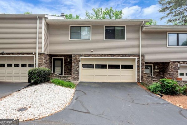 5 Basswood Circle, Atlanta