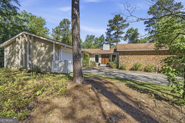 340 River North Boulevard, Macon