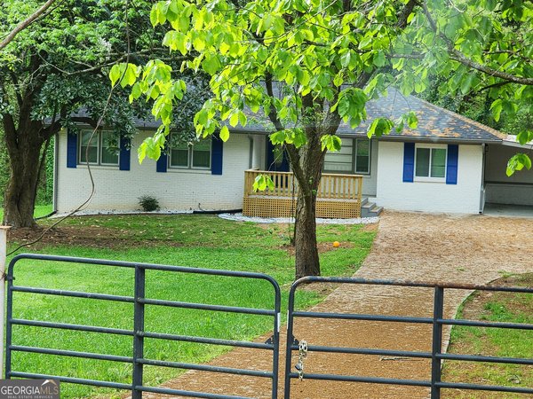 718 Springlake Road Lawrenceville