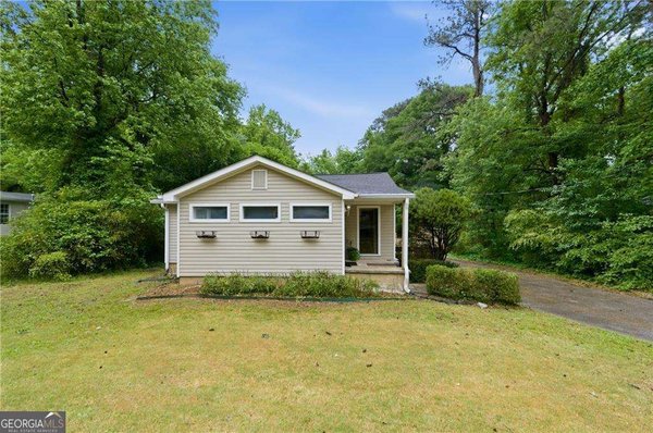 110 Morris Drive Mableton
