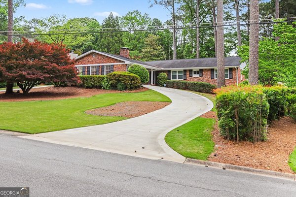 2241 Fairoaks Road, Decatur