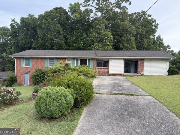 8 Elita Drive Gainesville