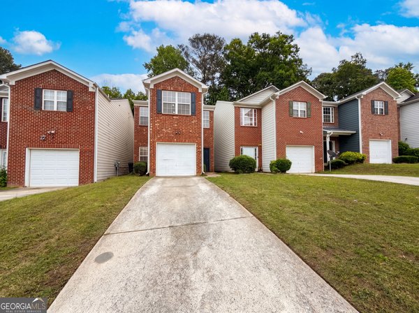 5080 Windsor Forrest Lane College Park