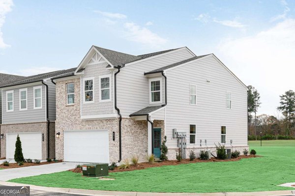 535 Raelyns Way, Loganville