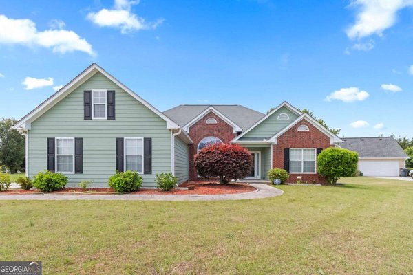 105 Grayview Court, Grayson