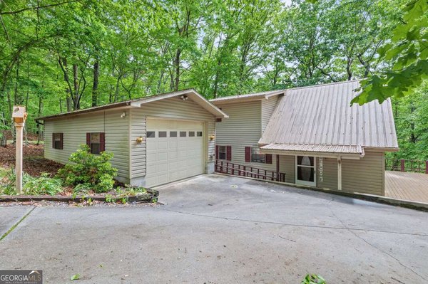 344 Robertson Drive, Blairsville