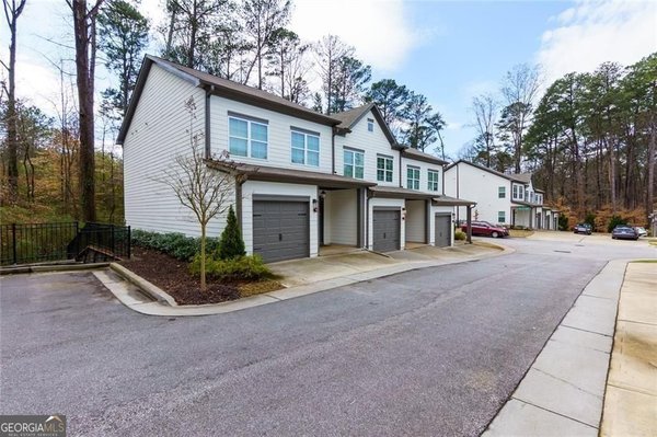 2913 Ilir Manor, Atlanta