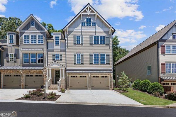 222 Trecastle Square Canton