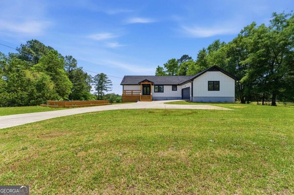 2835 White Court Conyers