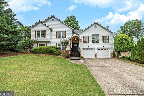 416 Christina Way, Acworth