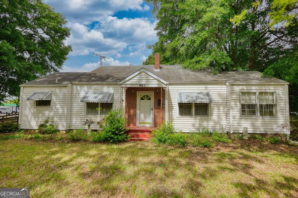 982 Highland Circle, Conyers