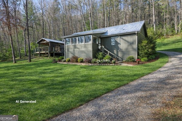 121 Waterfalls Way, Clarkesville