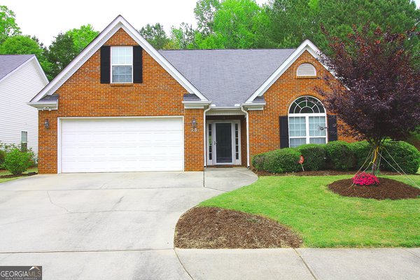25 Pacific Avenue, Sharpsburg