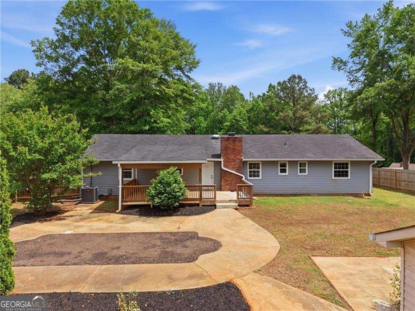 2396 Wales Drive, Austell