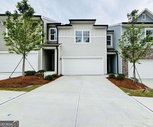 3026 Osier Circle, Douglasville