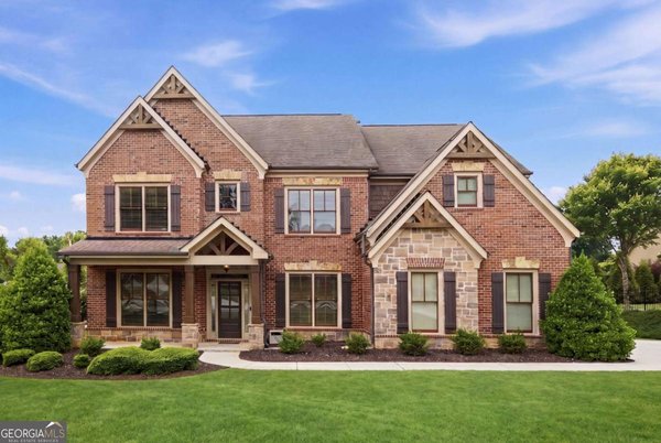 1884 Granite Hill Court, Hoschton
