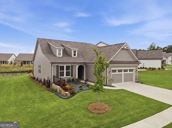 320 Salton Way, Hoschton