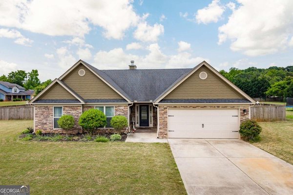 19 Lake Point Court, Jefferson